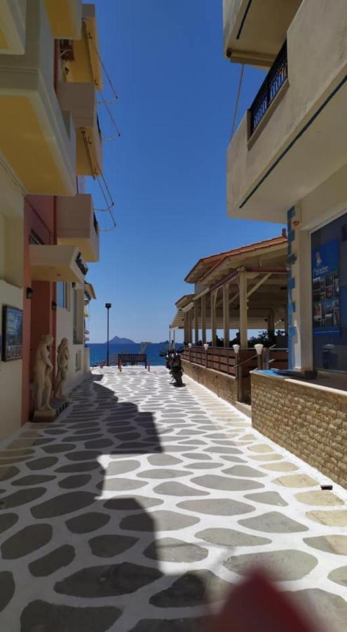 Galini Apartments Ideal For Family Near The Beach 칼라마키 외부 사진
