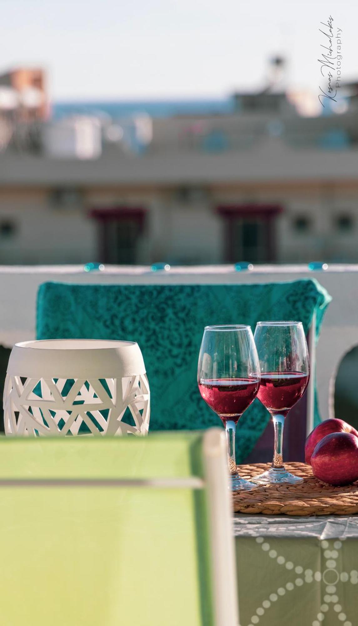 Galini Apartments Ideal For Family Near The Beach 칼라마키 외부 사진